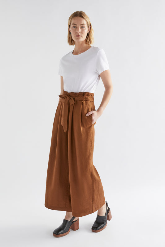 Colino French Linen High Waist Paper Bag Relaxed Pant Model Front 2 | BRONZE BROWN