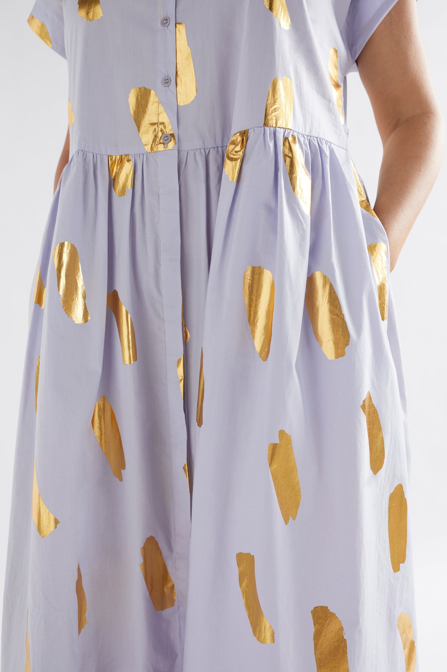 Ivar Organic Cotton Gold Foil Print Shirt Dress Model Front detail | FOG GOLD METALLIC FLECK