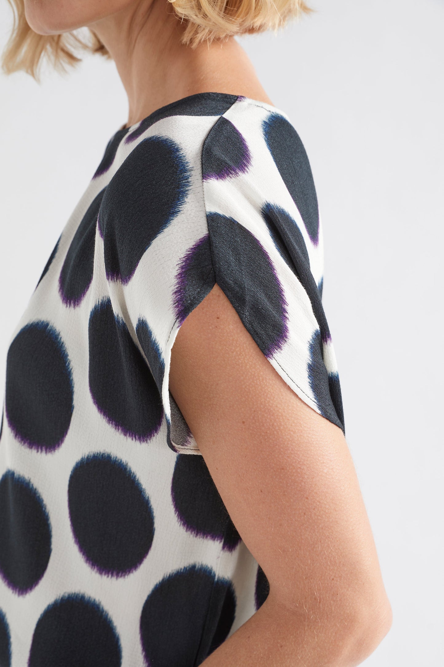 Ero Silky Round Neck Statement Sleeve Top Model Sleeve Detail | SOFT SPOT PRINT