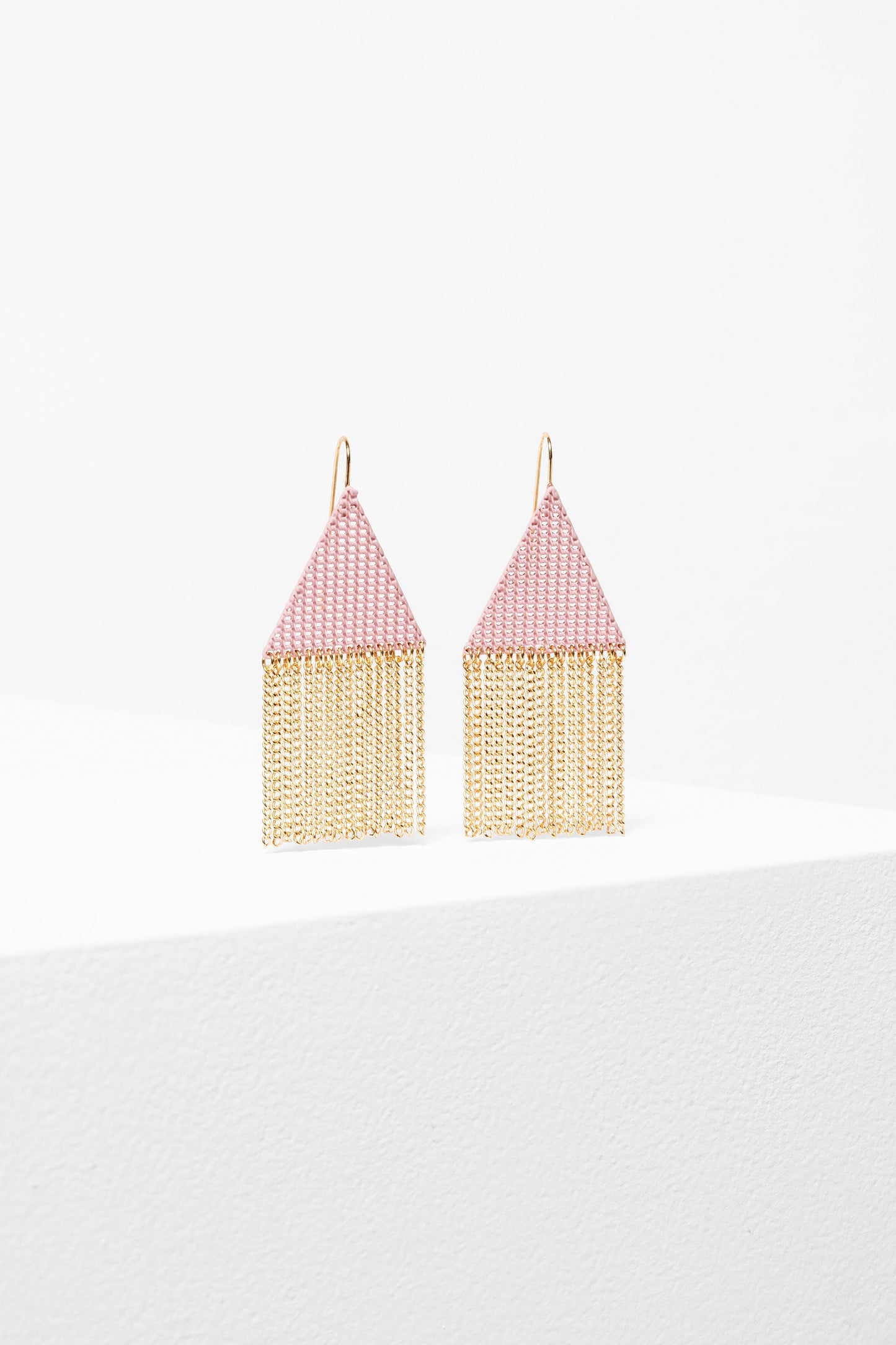 Branna Triangle Mesh Chain Drop Earring Front FLOSS PINK