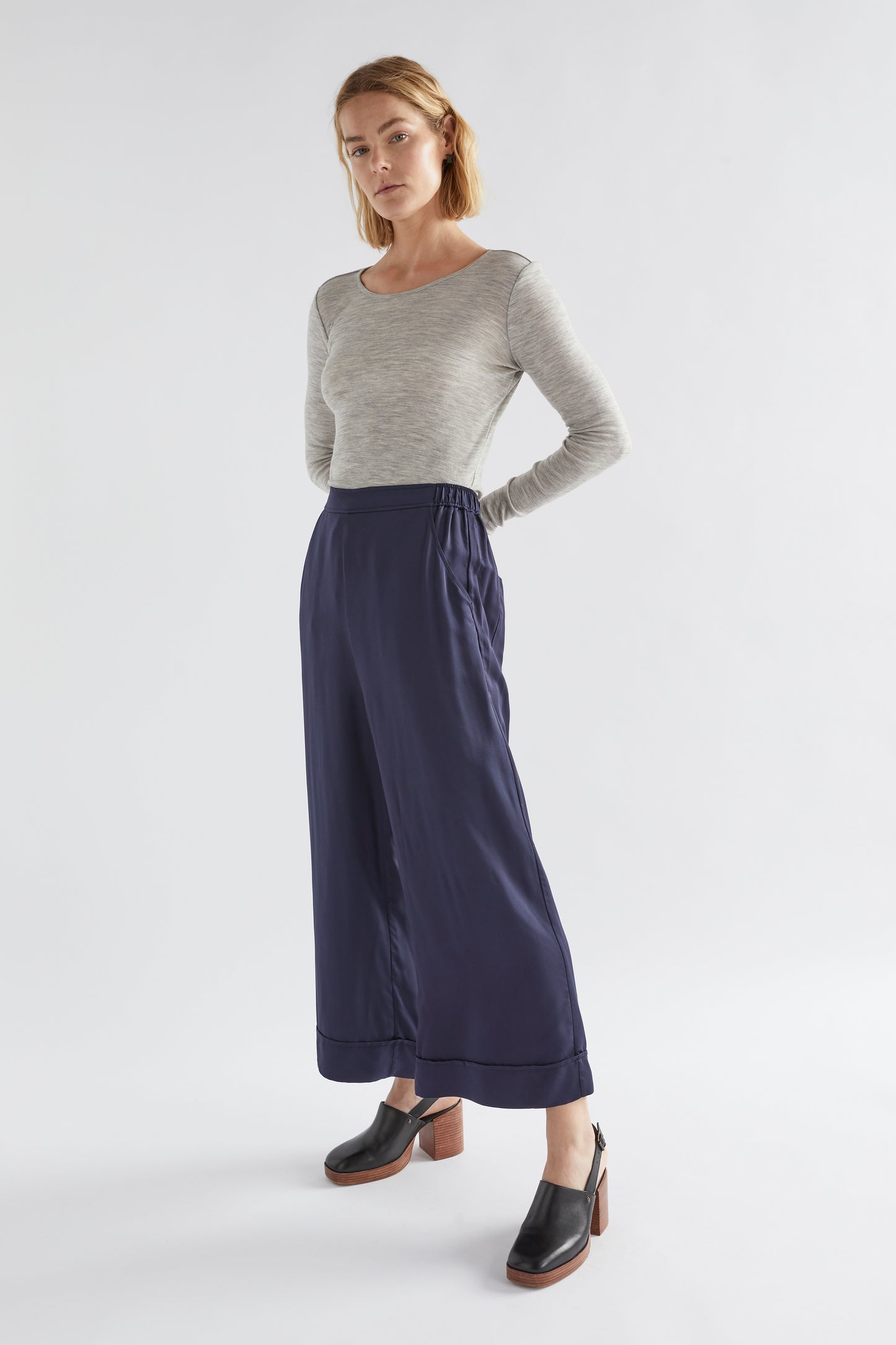 Merino Wool Long Sleeve Skin Top Model Jess Front Full Body | Grey