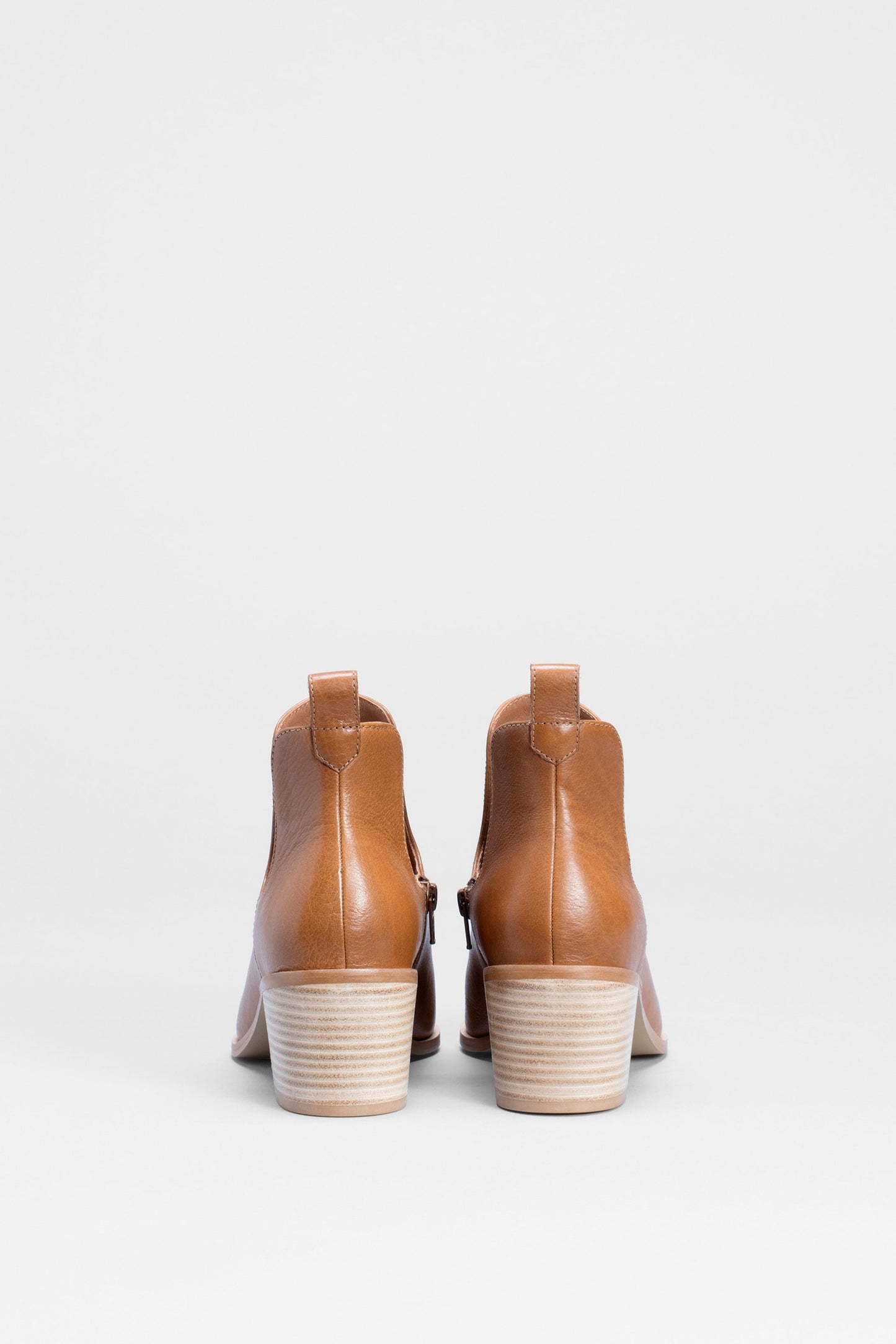 Valla Cut Out Heeled Leather Boot Back | TAN