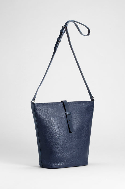 Fai Oval Cross Body Shoulder Leather Bucket Bag Front | NAVY
