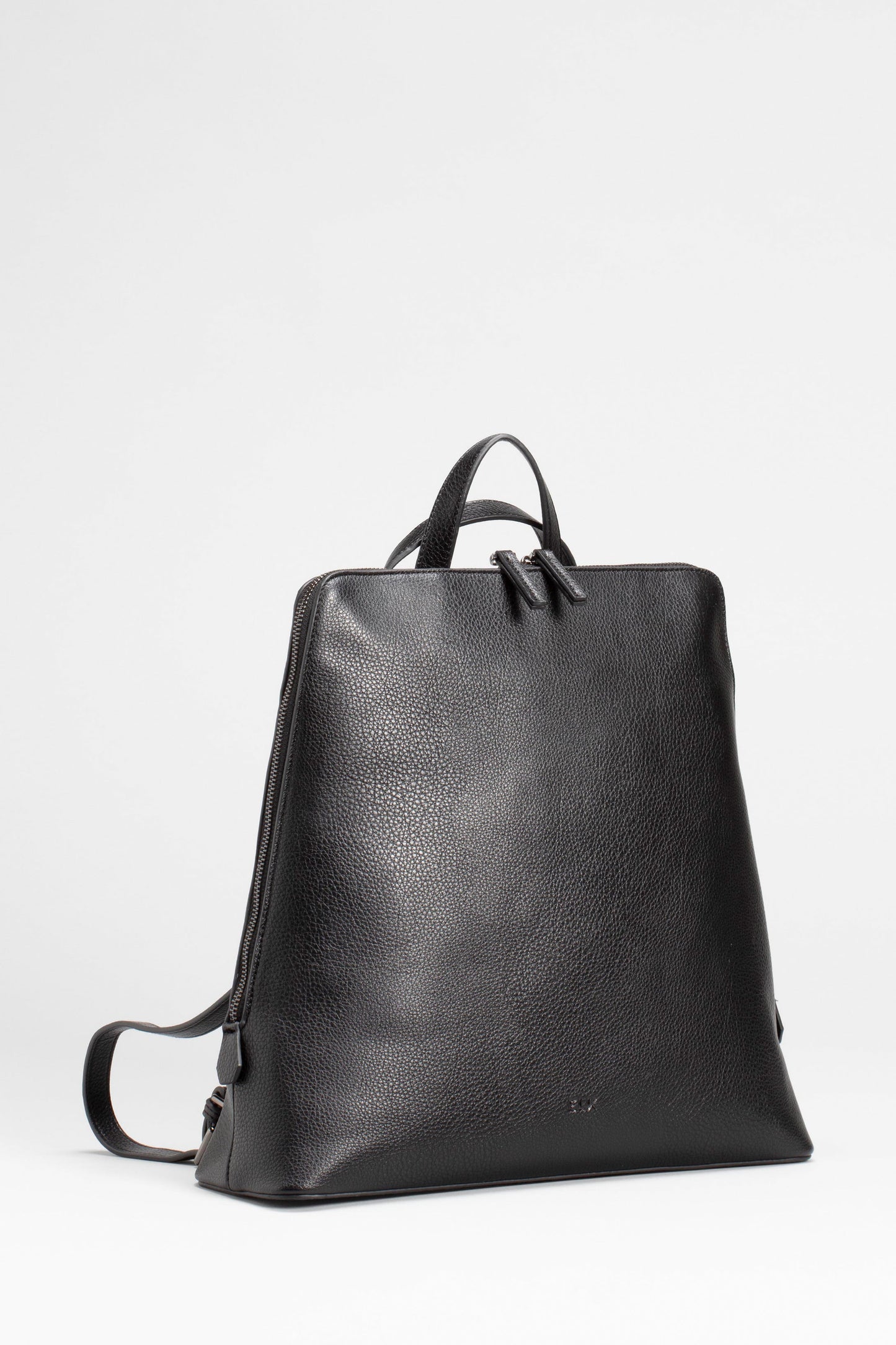 Ojen Recylced PU Vegan Leather Backpack Front | BLACK