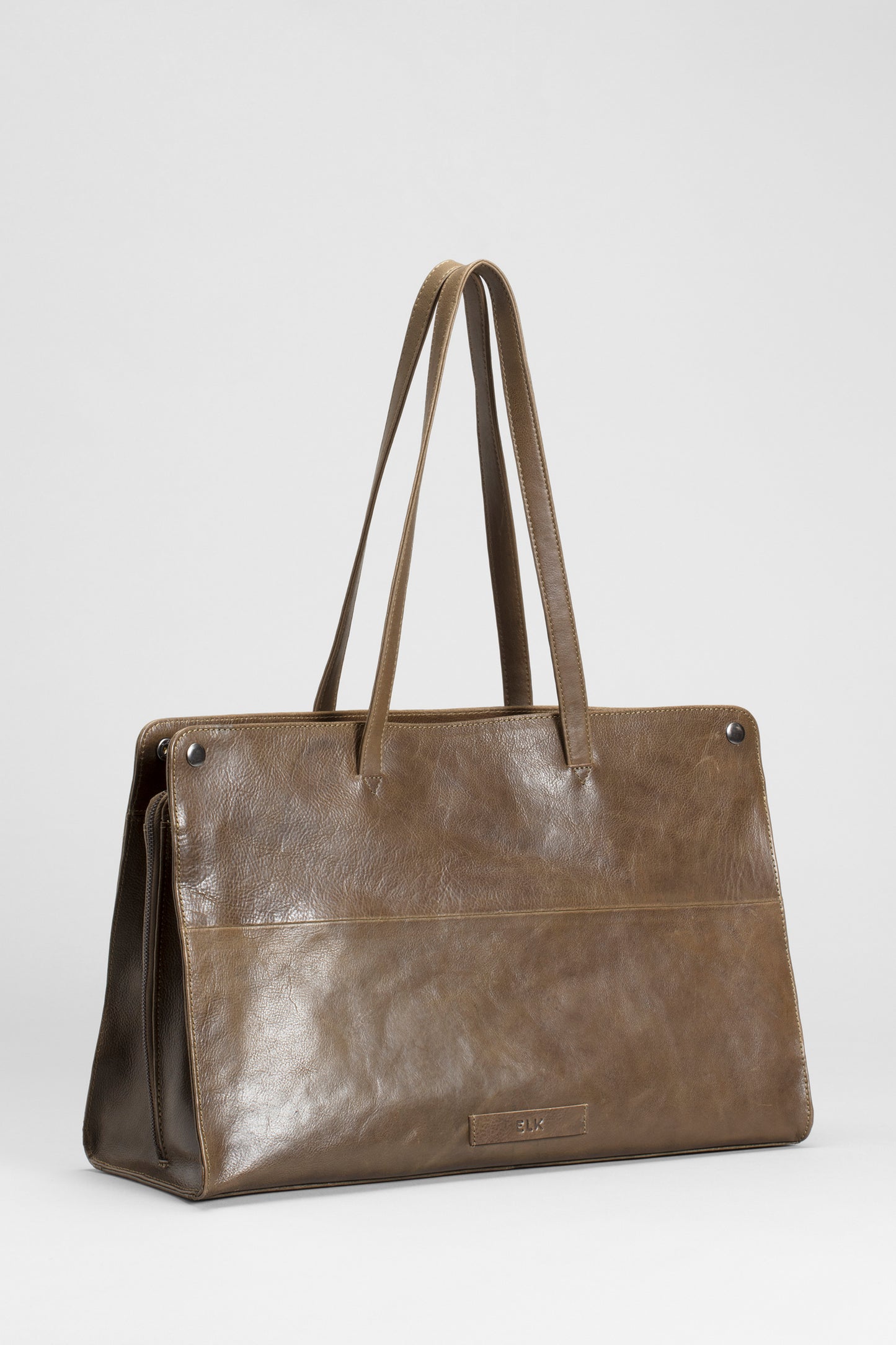 Edda Large Cow Leather 2 Pocket Bag Back | Olive