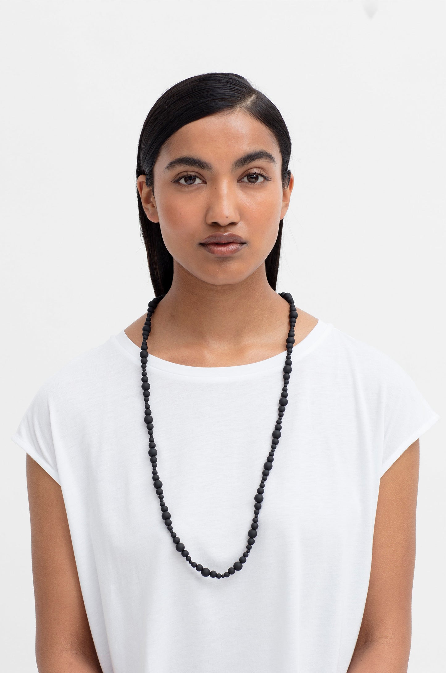 Olla Rubberised Matte Colour Coated Metal Bead Strand Necklace Model BLACK